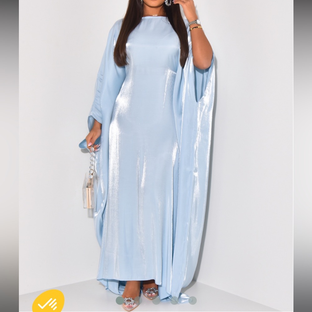 LOOSE-FITTING ABAYA IN IRIDESCENT FABRIC Blue Satin Abaya Modest Dress